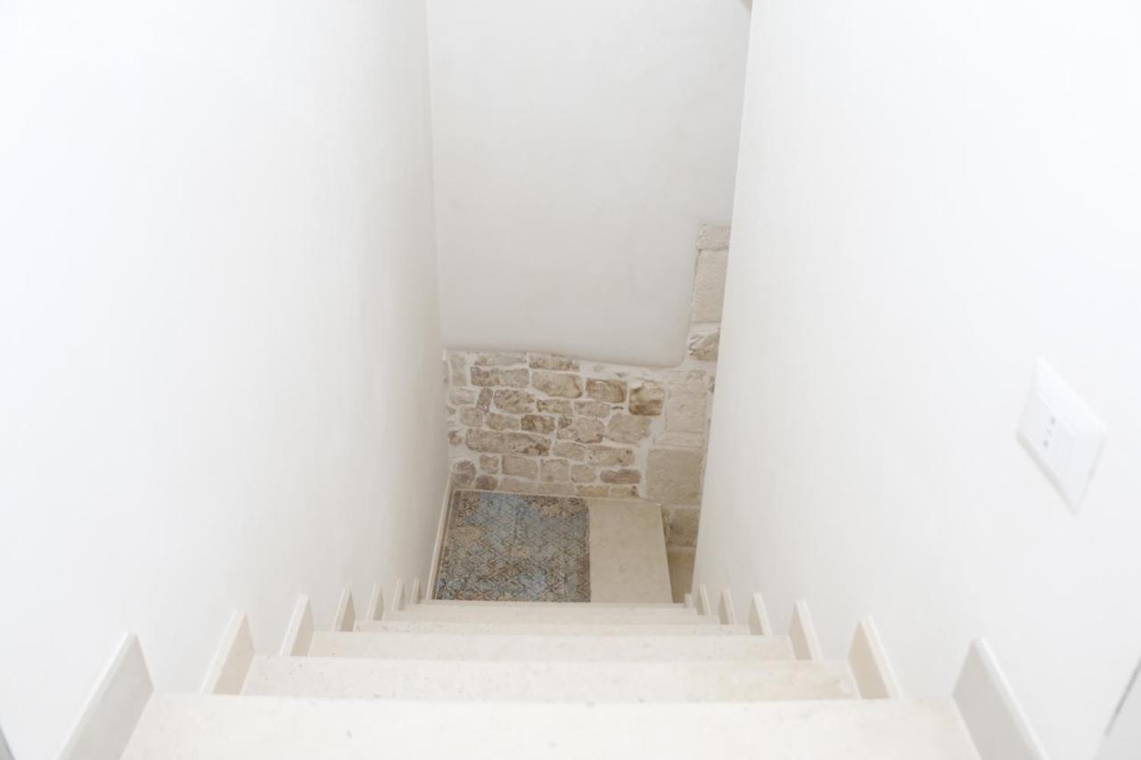 קונברסאנו La Nicchia B&B מראה חיצוני תמונה